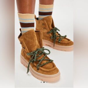 NWT FREE PEOPLE PINE PASS HIKER BOOTS